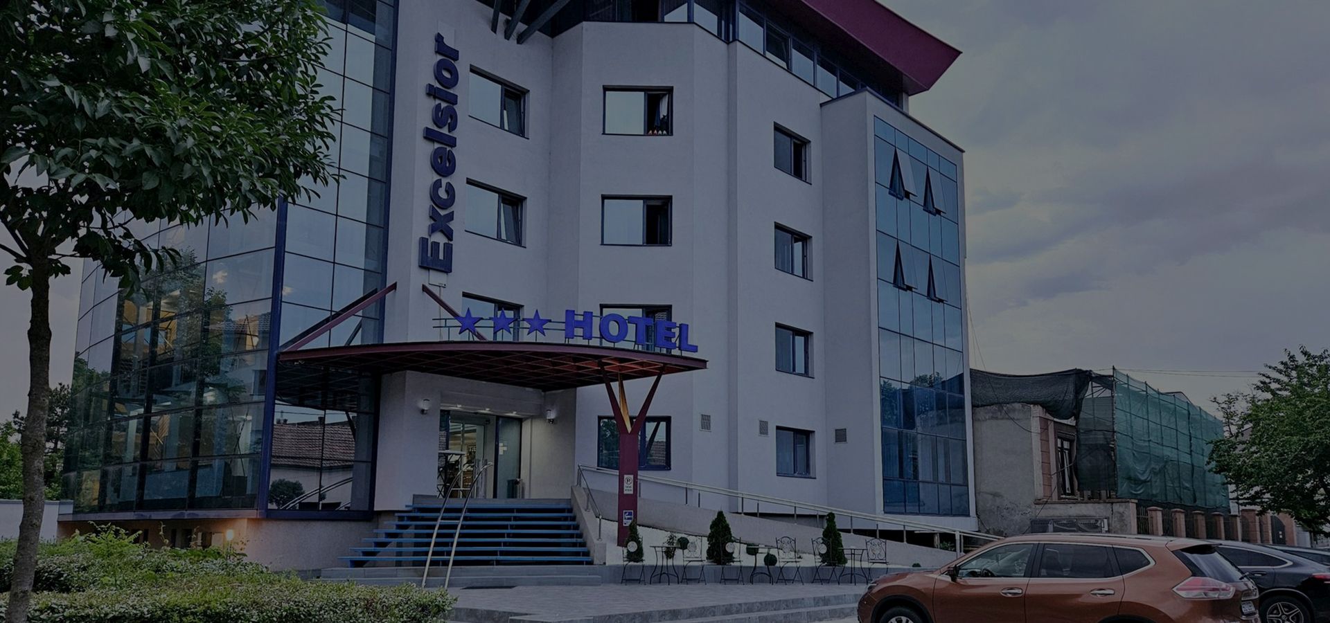 Cazare Timisoara | Cazare la hotel in Timisoara | Oferta cazare Timisoara | Centru evenimente Timisoara | Organizare evenimente Timisoara | Restaurant in Timisoara | Sala de evenimente Timisoara | Sala de conferinta Timisoara | Organizare Evenimente si Nunti Timisoara | Hotel Royal Plaza Timisoara | Hotel Oxford Timisoara | Hotel Excelsior Timisoara | Hotel President Timisoara | Czare in Timisoara