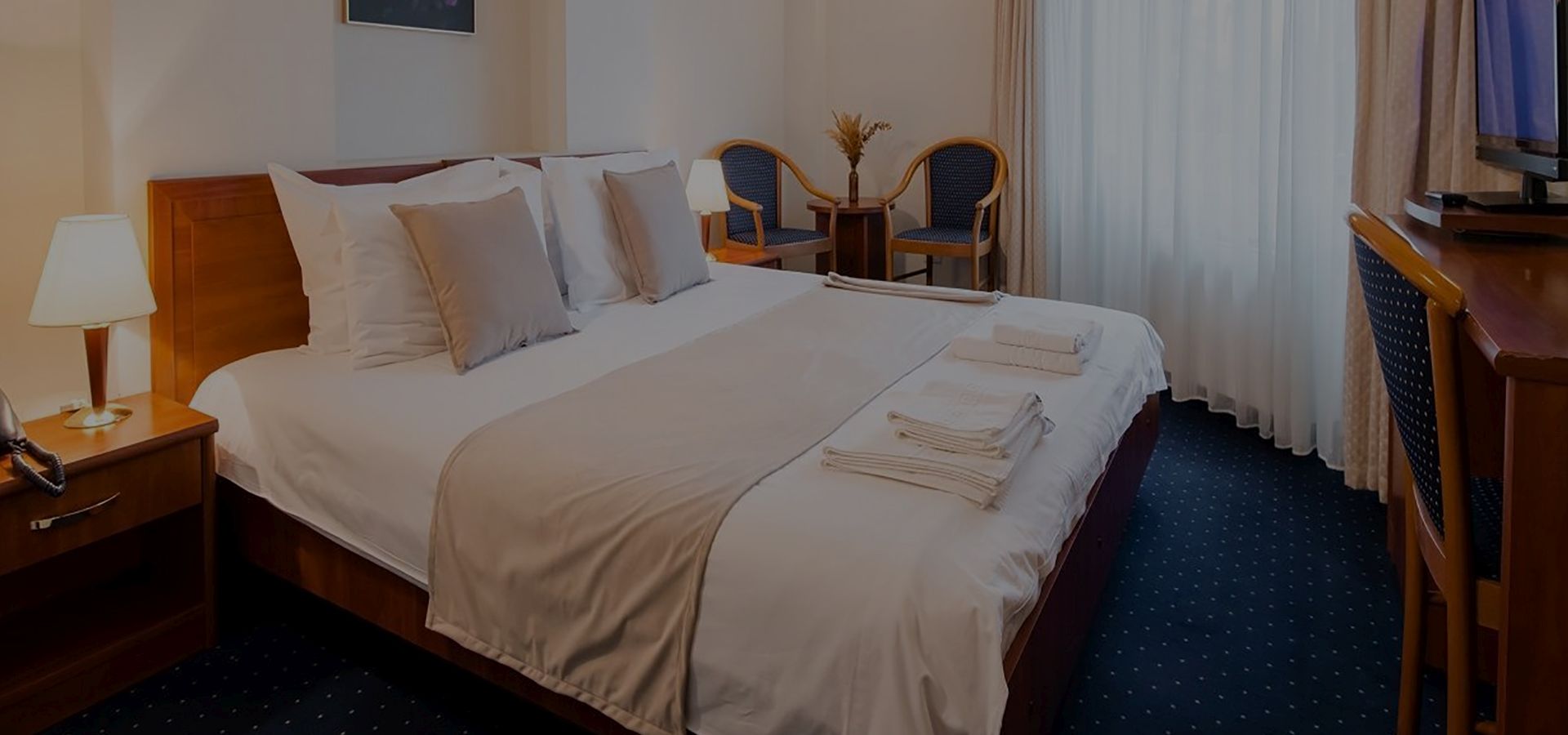 Cazare Timisoara | Cazare la hotel in Timisoara | Oferta cazare Timisoara | Centru evenimente Timisoara | Organizare evenimente Timisoara | Restaurant in Timisoara | Sala de evenimente Timisoara | Sala de conferinta Timisoara | Organizare Evenimente si Nunti Timisoara | Hotel Royal Plaza Timisoara | Hotel Oxford Timisoara | Hotel Excelsior Timisoara | Hotel President Timisoara | Czare in Timisoara