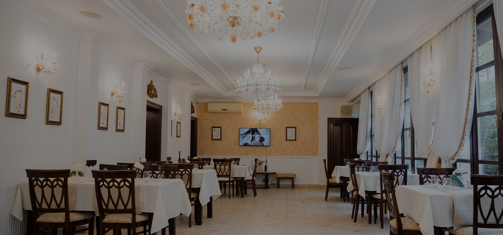 Cazare Timisoara | Cazare la hotel in Timisoara | Oferta cazare Timisoara | Centru evenimente Timisoara | Organizare evenimente Timisoara | Restaurant in Timisoara | Sala de evenimente Timisoara | Sala de conferinta Timisoara | Organizare Evenimente si Nunti Timisoara | Hotel Royal Plaza Timisoara | Hotel Oxford Timisoara | Hotel Excelsior Timisoara | Hotel President Timisoara | Czare in Timisoara