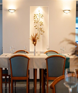 Cazare Timisoara | Cazare la hotel in Timisoara | Oferta cazare Timisoara | Centru evenimente Timisoara | Organizare evenimente Timisoara | Restaurant in Timisoara | Sala de evenimente Timisoara | Sala de conferinta Timisoara | Organizare Evenimente si Nunti Timisoara | Hotel Royal Plaza Timisoara | Hotel Oxford Timisoara | Hotel Excelsior Timisoara | Hotel President Timisoara | Czare in Timisoara